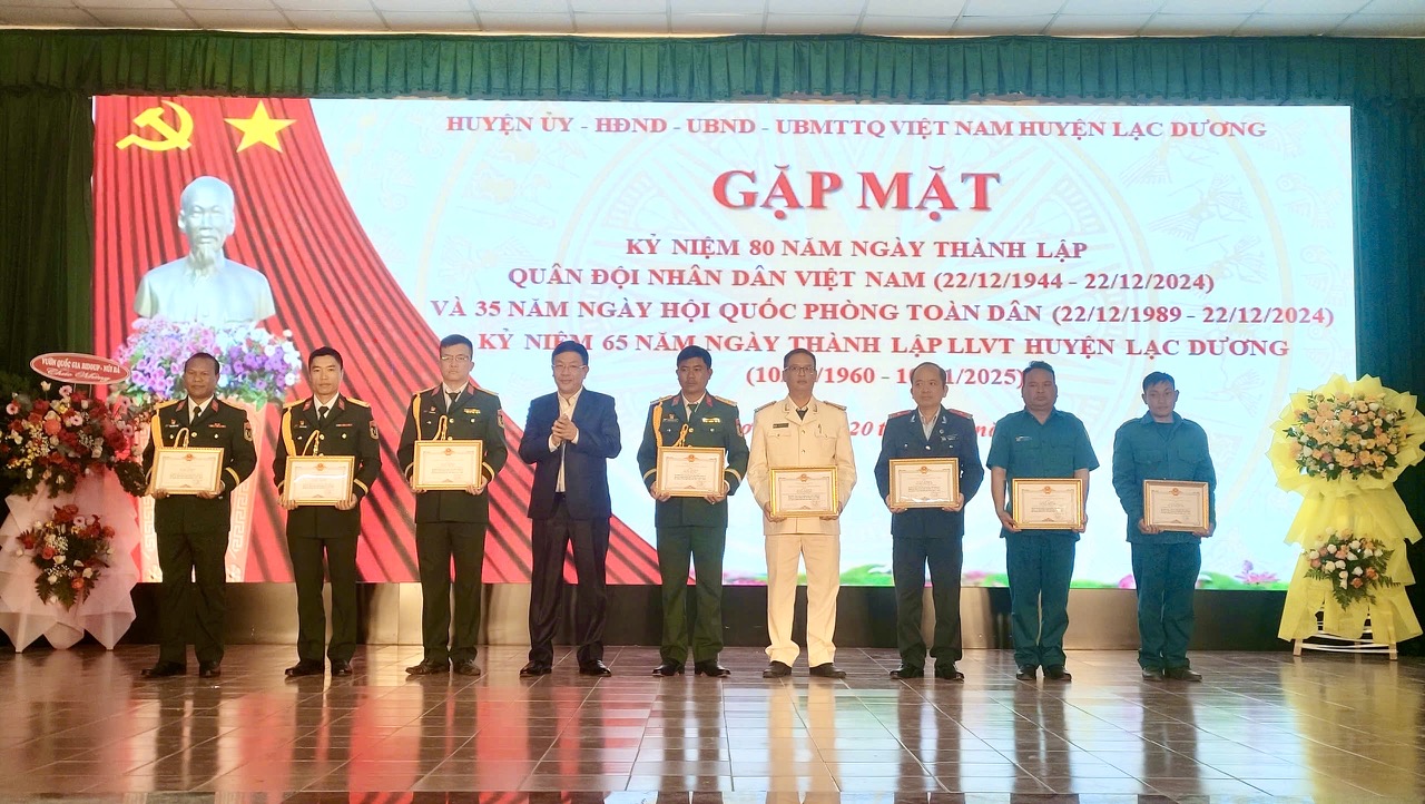 Lạc Dương: Găp mặt kỷ niệm 80 năm Ngày thành lập Quân đội Nhân dân Việt Nam