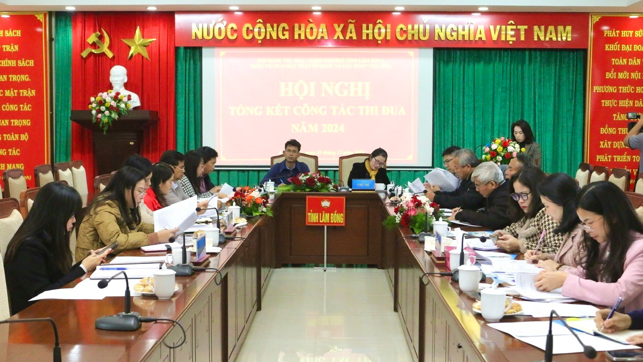 Khối thi đua MTTQ và các đoàn thể tỉnh nâng cao chất lượng các phong trào thi đua