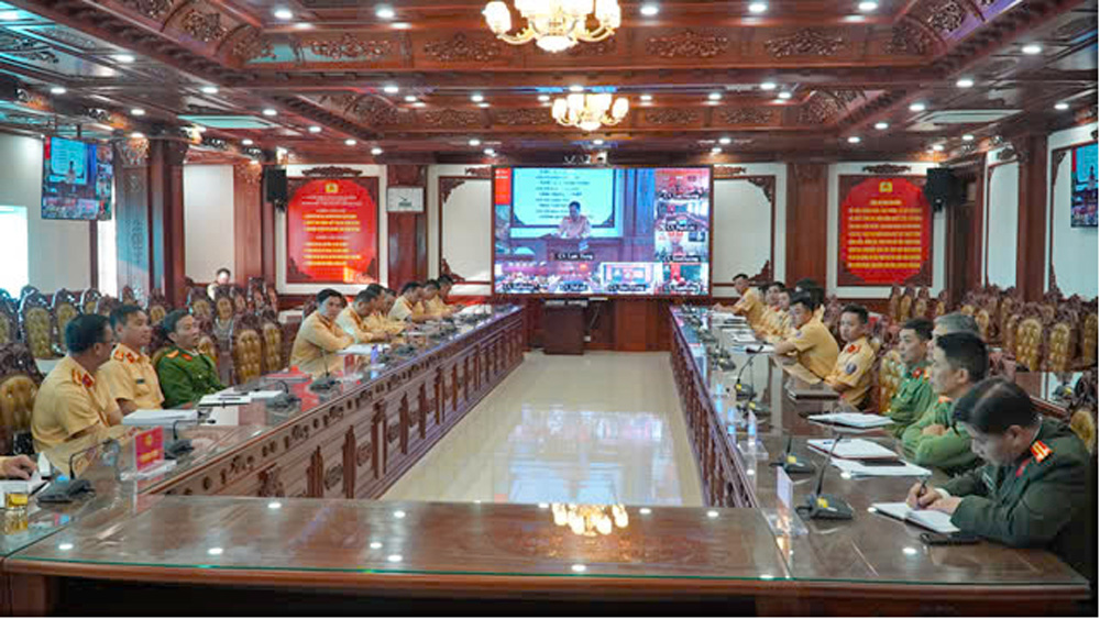 Sẵn sàng triển khai Luật Trật tự, an toàn giao thông đường bộ