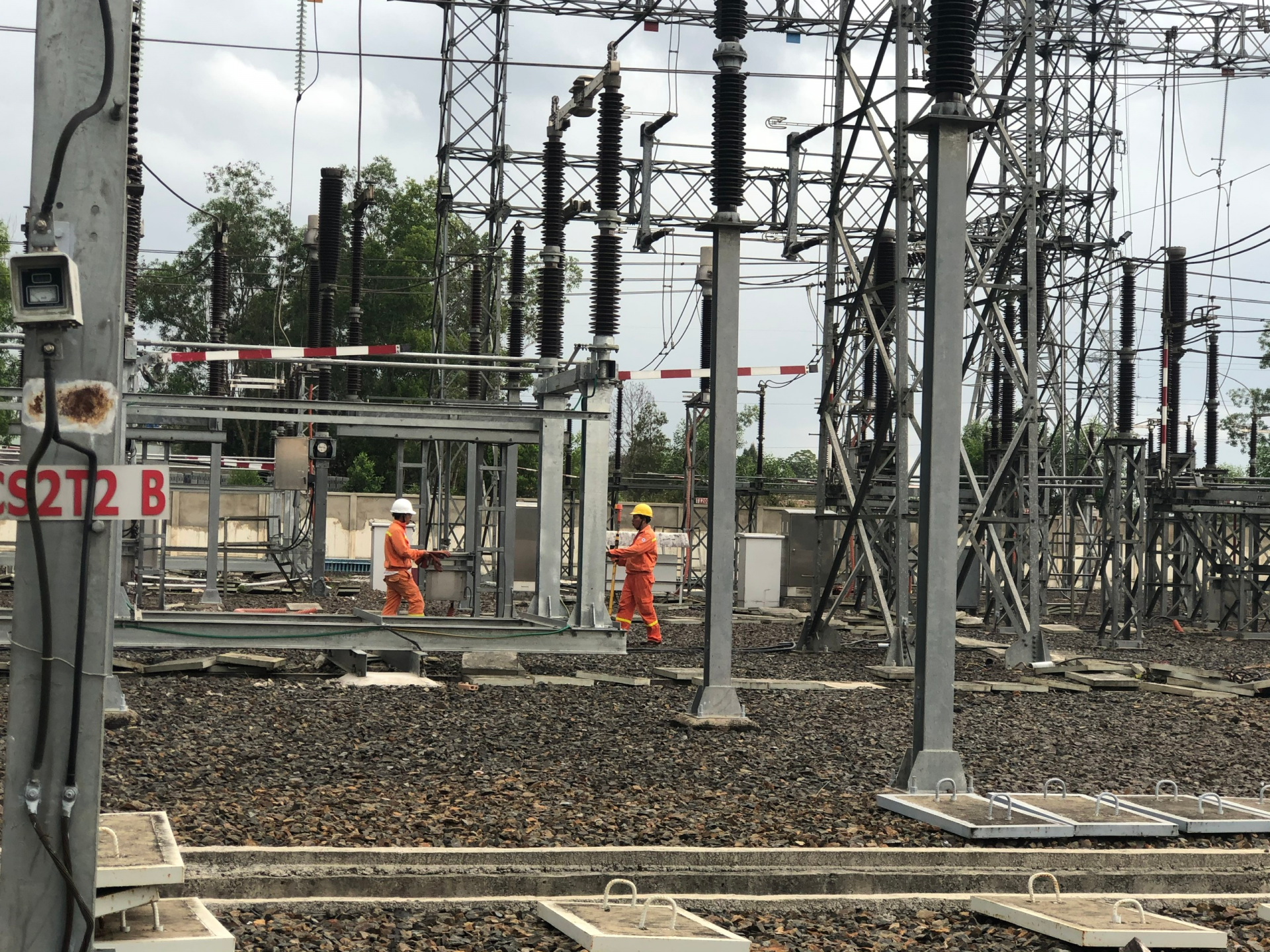 Hoàn thành nâng cấp hệ thống điều khiển bảo vệ Trạm biến áp 220kV Bảo Lộc  