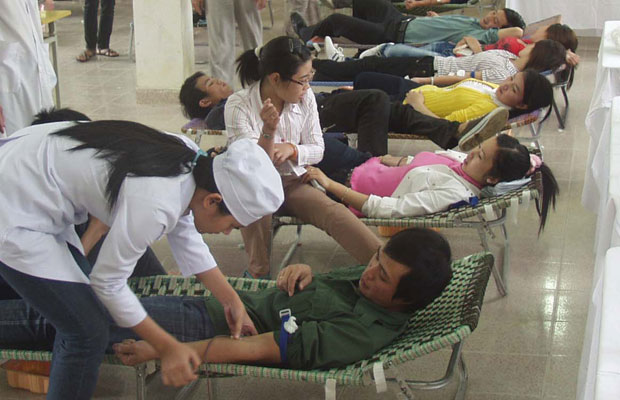 Gần 200 đoàn viên thanh niên tham gia “Ngày hội hiến máu nhân đạo”