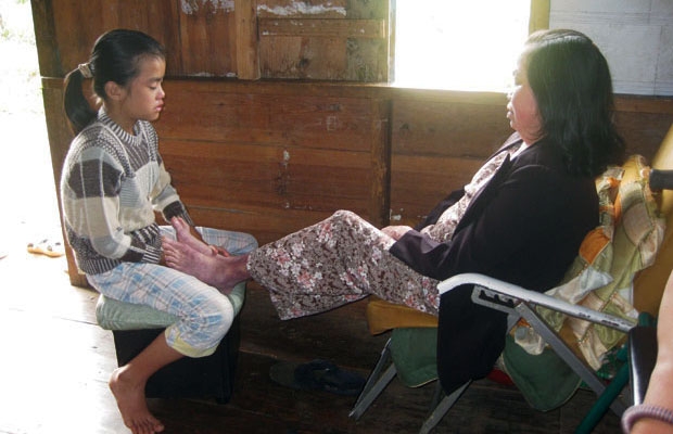 Mẹ, con và những niềm riêng dang dở