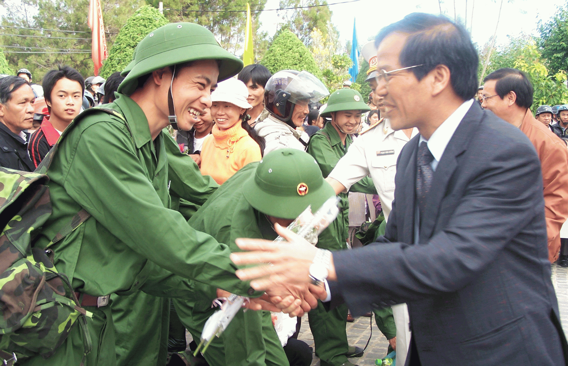 Nhìn lại công tác tuyển quân năm 2010