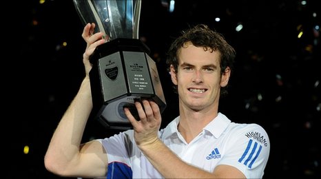Federer – tàu tốc hành lại lỡ nhịp