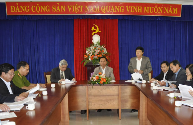 Tổ chức hội nghị sơ kết 4 năm thực hiện cuộc vận động Học tập và làm theo tấm gương Bác phải thực sự dấy lên phong trào thi đua sâu rộng