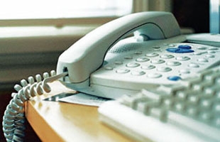 Điện thoại cố định dần mất khách