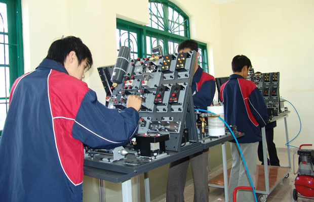 Nâng cao năng lực đào tạo nghề để phát triển nguồn nhân lực của địa phương