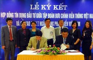 VNPT ký kết hợp đồng tín dụng đầu tư cho VINASAT-2