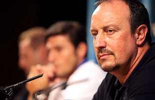 Rafa Benitez sắp bị sa thải?