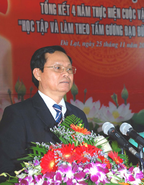 Tổng kết 4 năm thực hiện Cuộc vận động “Học tập và làm theo tấm gương  đạo đức Hồ Chí Minh”