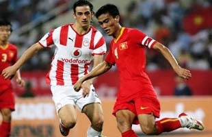 Phước Tứ lại ngược ra Bắc với Hà Nội T&amp;T