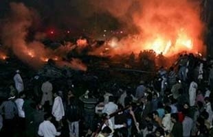 Ít nhất 18 người chết vì tai nạn máy bay ở Pakistan