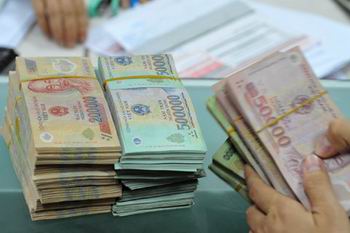 Tiếp tục duy trì lãi suất cơ bản VND ở mức 9%/năm