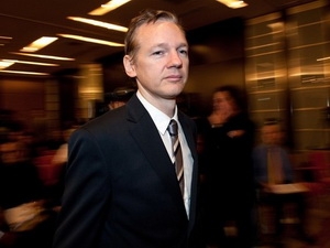 Kết thúc phiên xét xử đầu tiên &quot;cha đẻ&quot; WikiLeaks