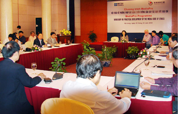Hội thảo “Phương pháp xây dựng bộ quy tắc đạo đức nghề nghiệp báo chí”