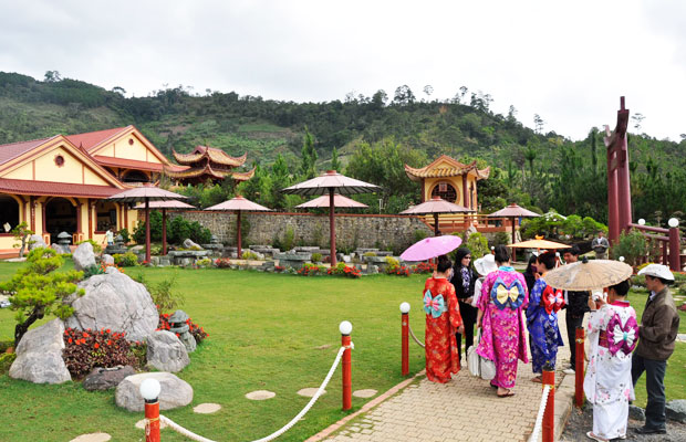 Vãn cảnh Trúc Lâm Viên