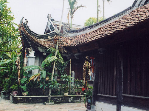 Đọc “Thơ thao thức dòng đời”
