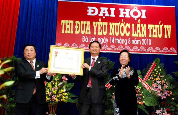 Đề nghị Trung ương quan tâm đầu tư toàn diện cho vùng Tây Nguyên và vùng đồng bào dân tộc thiểu số