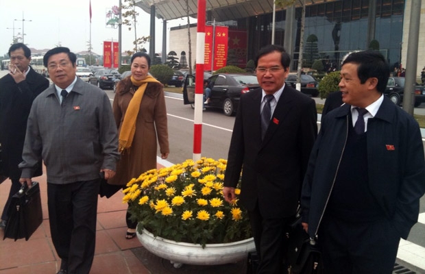 Lên đường tham dự Đại hội.