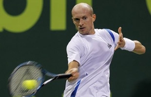 Australian Open: Davydenko bất ngờ bị loại