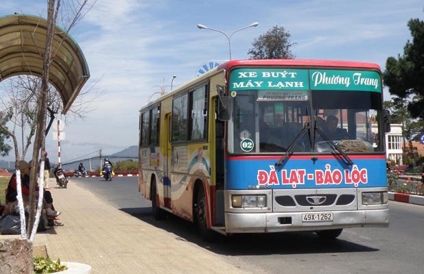 Xe buýt phục vụ tết giữ nguyên giá