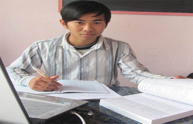 Chàng sinh viên thành công từ thất bại