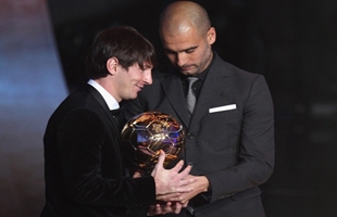 Pep Guardiola chính thức kí hợp đồng mới với Barca