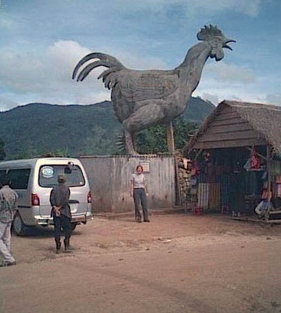 Làng gà Da- ra- hoa