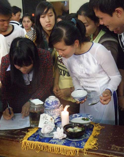 Thi nấu chè.