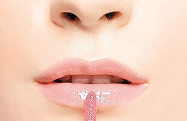 3 phút trang điểm công sở xinh tươi