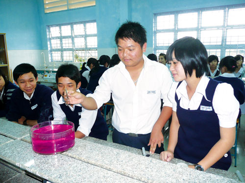 Để học sinh vào được đại học cao đẳng