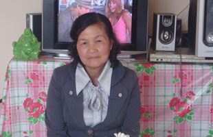 Quên mình làm công tác nhân đạo
