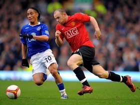 Man Utd – Everton: Không đường lùi và không sai sót