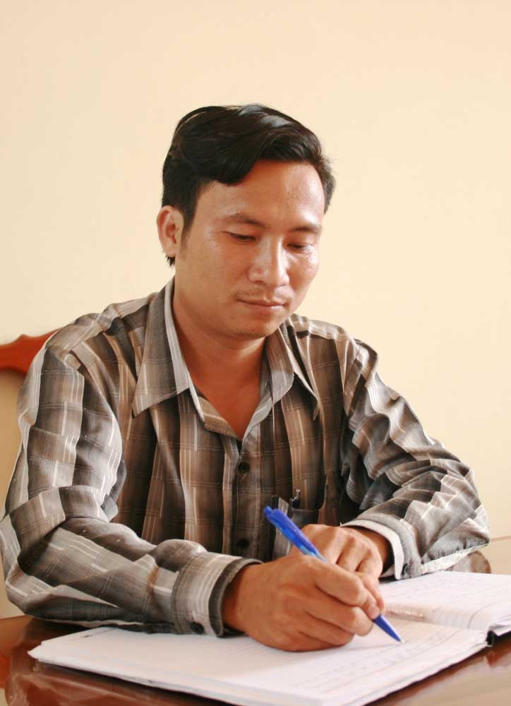“Thắp sáng ước mơ” cho học sinh nghèo