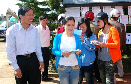 Hứa và Làm