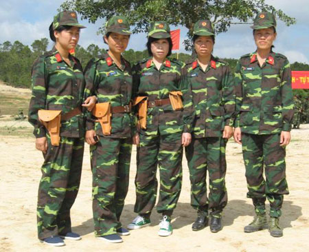 Những nữ xạ thủ trên thao trường