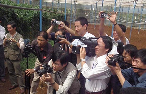 &quot;Rèn tâm, luyện bút hoàn thành nhiệm vụ chính trị cao cả&quot;