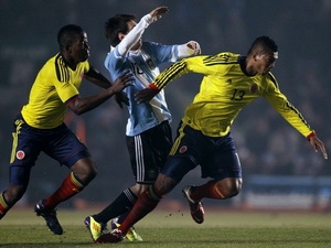 Argentina lại hòa thất vọng trước tuyển Colombia