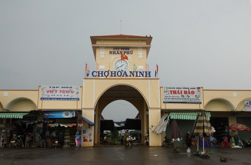 Xây chợ không phải cho có… chợ!