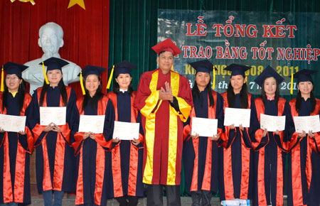 94,3% sinh viên Trường Cao đẳng Sư phạm Đà Lạt đỗ tốt nghiệp