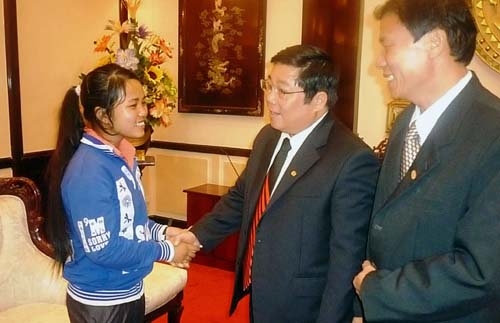 Chủ tịch UBND tỉnh Huỳnh Đức Hòa: Sẽ cấp học bổng cho Ma Hiêng