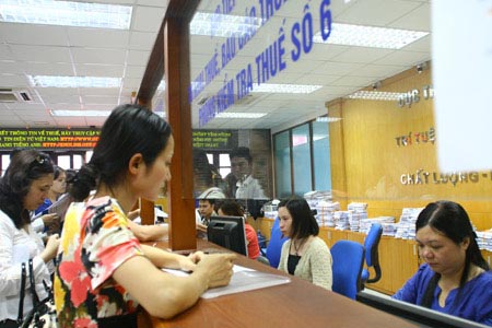 Thu nhập cá nhân dưới 9 triệu được miễn thuế