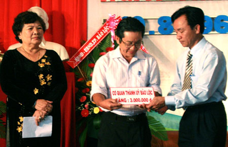 Chung tay xoa dịu nỗi đau da cam