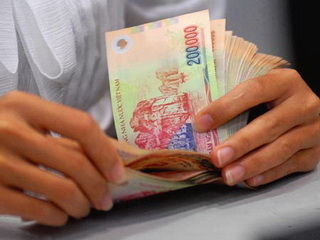 Từ 1/10: Lương tối thiểu tăng từ 30 - 70%