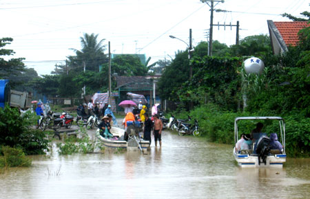 Tìm thấy nạn nhân thứ 3 bị lũ cuốn trôi