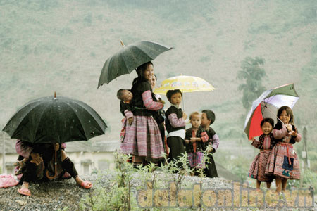 Theo mẹ xuống chợ