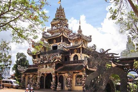 Bình yên Trại Mát