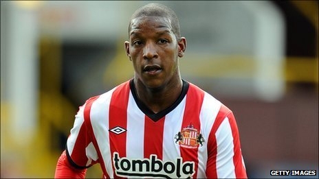 Titus Bramble bị Sunderland đình chỉ thi đấu sau khi bị bắt