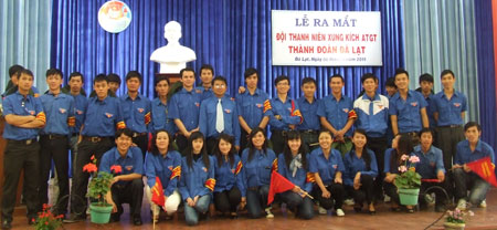 Đà Lạt: Ra mắt đội Thanh niên xung kích an toan giao thông