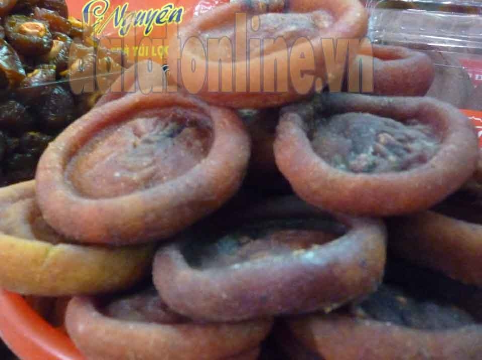 Mứt hồng Đà Lạt. Ảnh Nguyễn Dũng